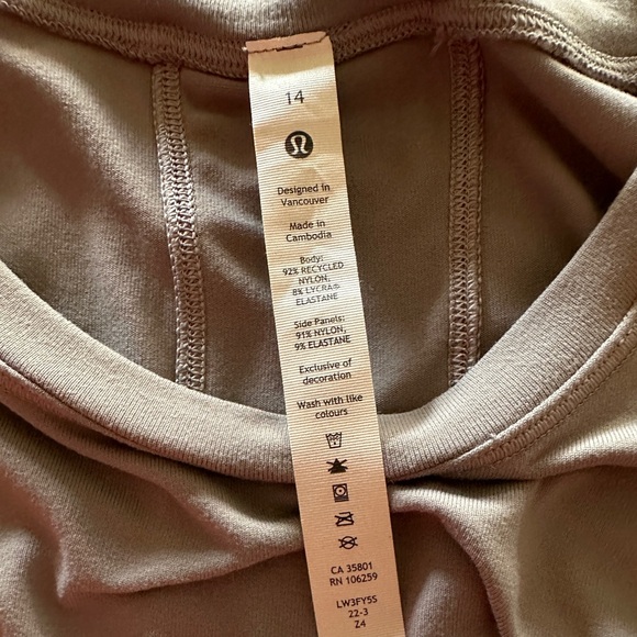 lululemon Long-Sleeve Shirt - Picture 9 of 9